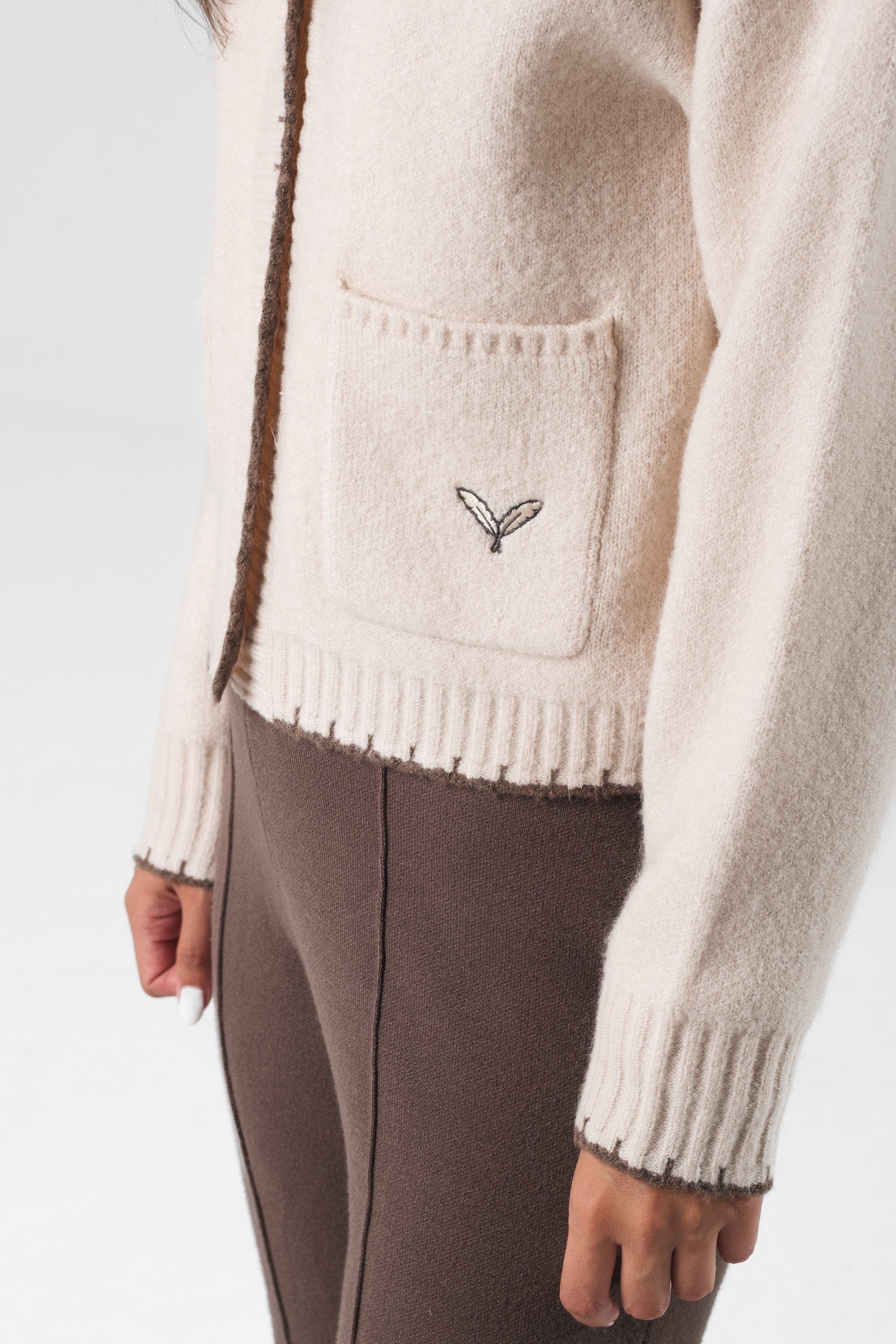 Jaknit Biedermann Cardigan - Image 6