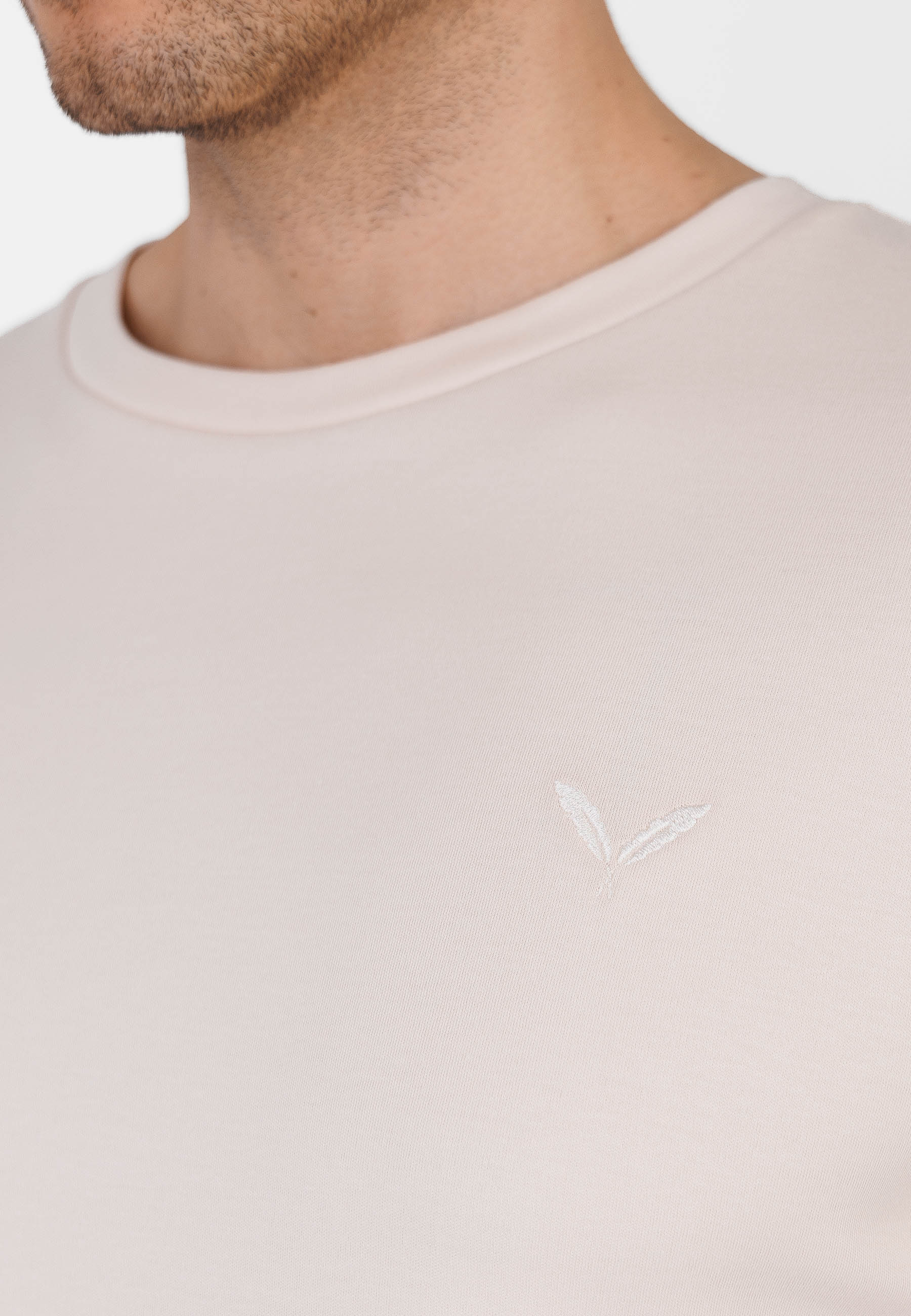 T-Luxe - Image 11
